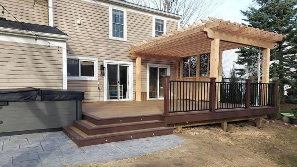 Creative Decks and Finished Carpentry