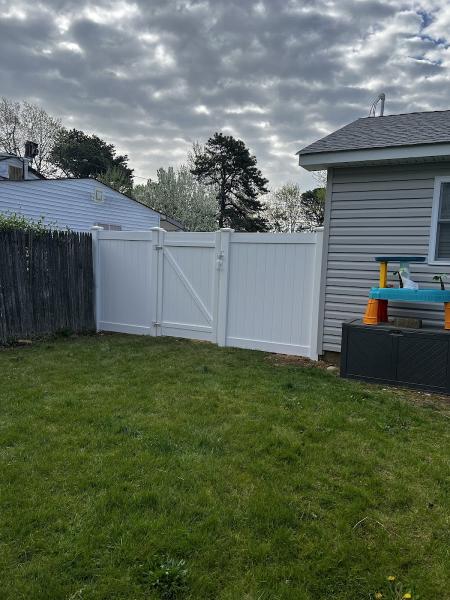 Anchored Fence