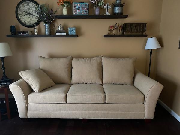 Carol's Upholstery