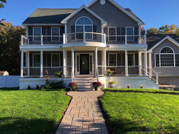 Lenzi Construction & Remodeling LLC