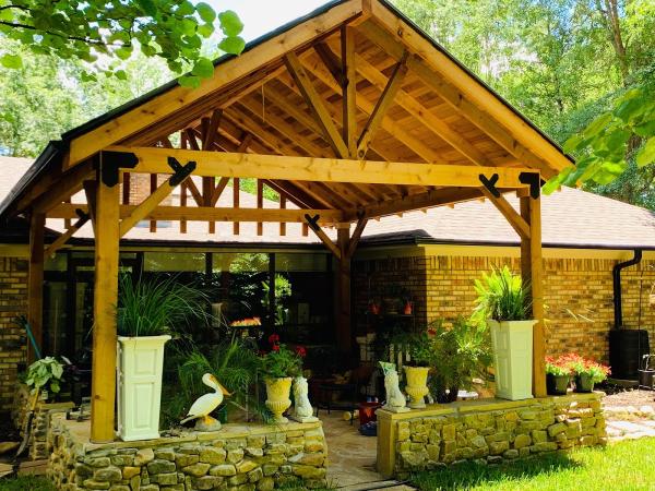 Seasonal Landscaping