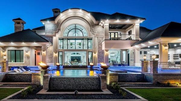 Fratantoni Luxury Estates
