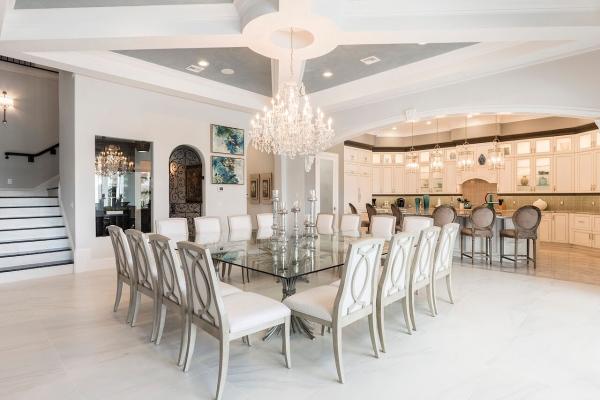 Suzanne Nichols Design Group Inc.