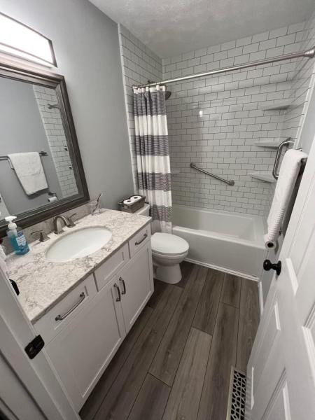 Modern Bath