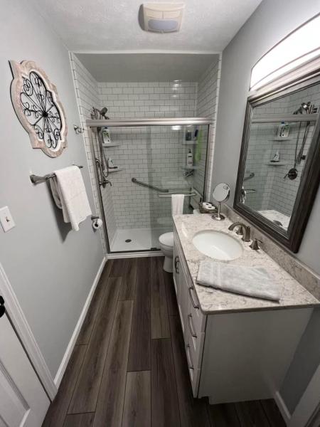 Modern Bath