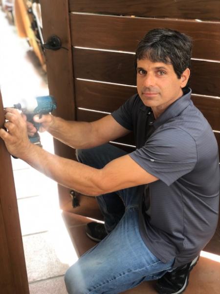 Premier Handyman & Furniture Doc