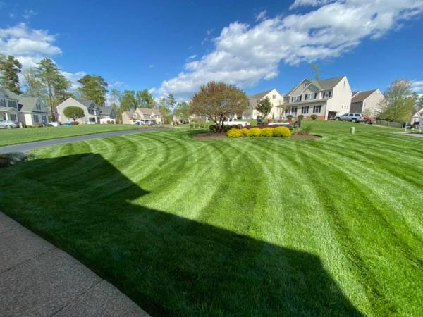 EKG Lawn Services LLC