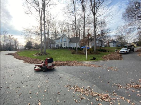 EKG Lawn Services LLC