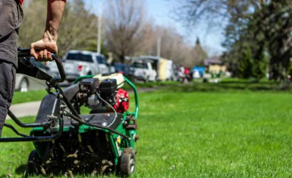 Heartland Lawns