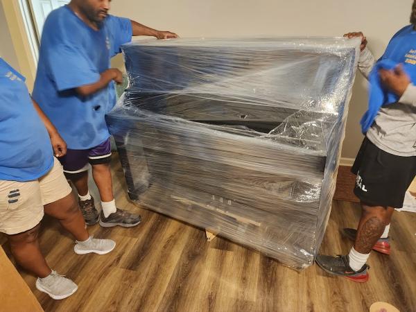 Ron's Delivery & Moving