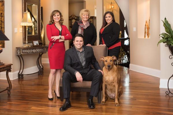 The Terri Hunt Team at Re/Max Suburban