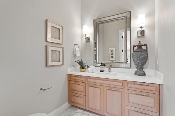 Bay Area Custom Cabinets