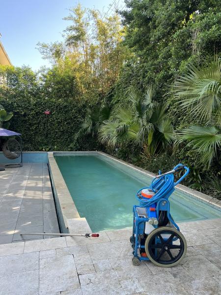 Nola Pool Cleaning and Maintenance