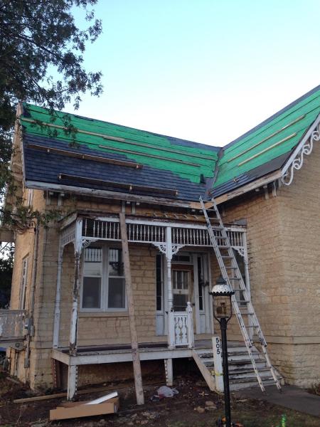 Roofing Specialist