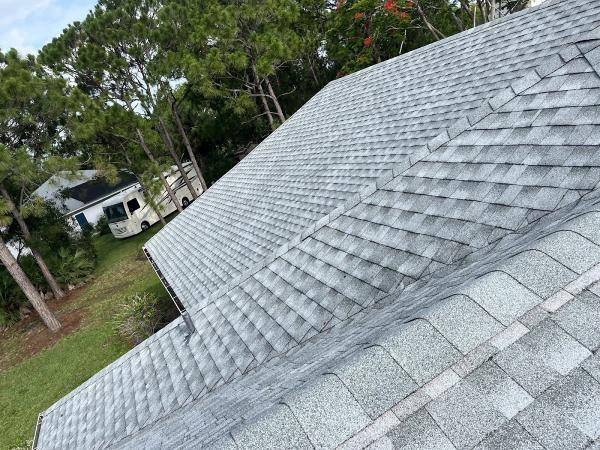 Mompie Construction Corp