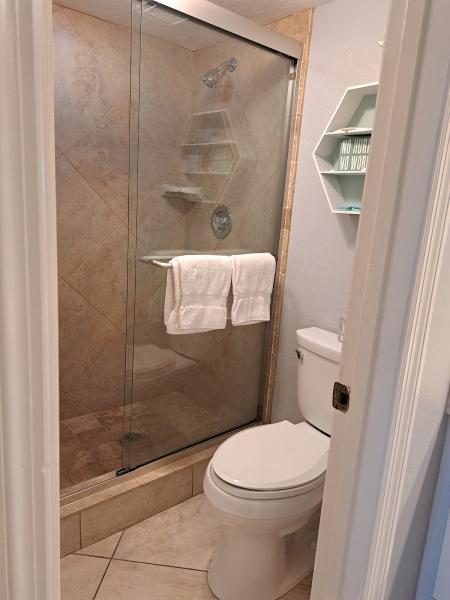 Perez Shiny Cleaning Service LLC