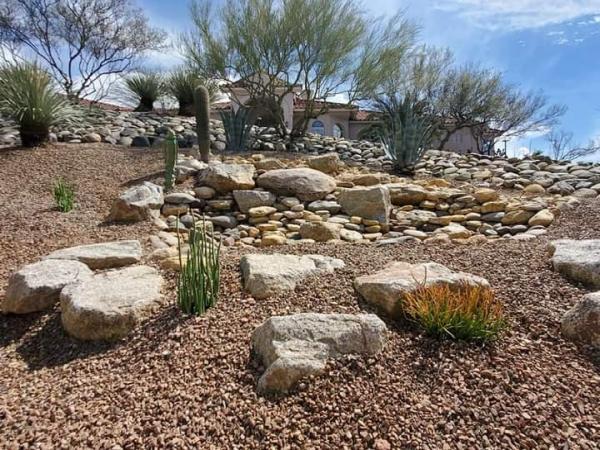 Desert Valley Landscaping