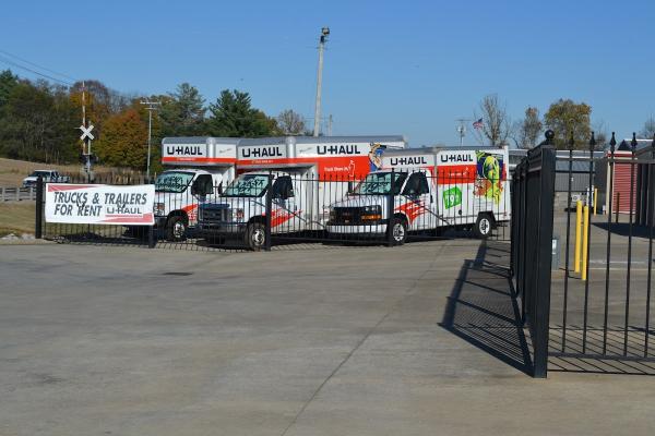 Airborne Parkway Storage