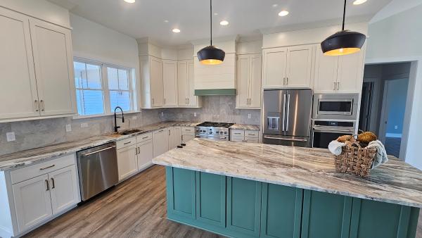 C & M Custom Homes