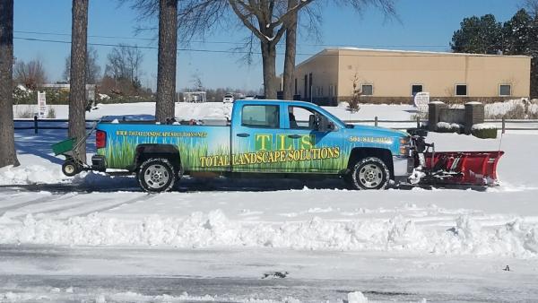 TLS Lawn Care & Fertilization Services