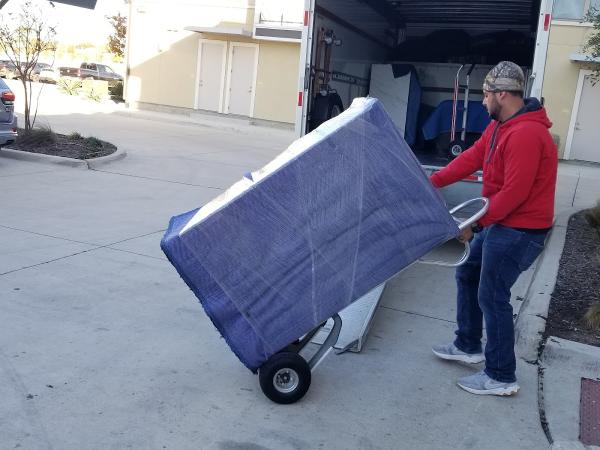We Can Help Moving and More LLC