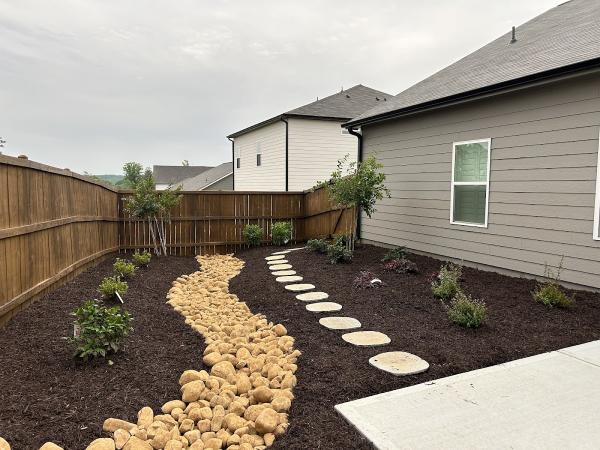 Redwood Lawn & Landscape