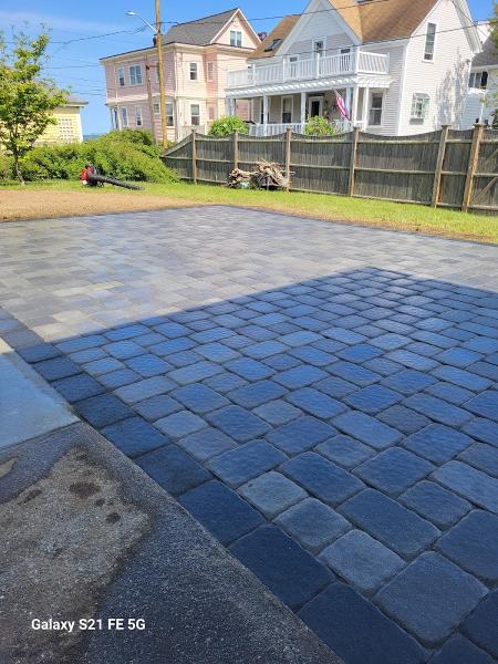 M&E Construction and Landscaping Inc.