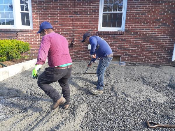 M&E Construction and Landscaping Inc.