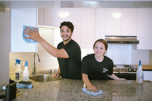 Maid In Oahu