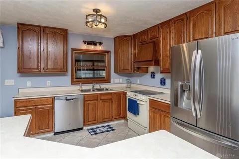 Stacy Busch Real Estate