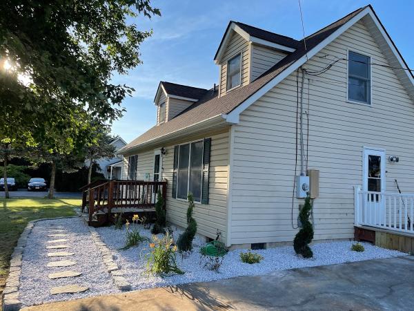 Alvarez Landscape LLC