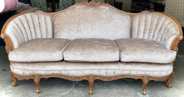 Burke's Upholstery