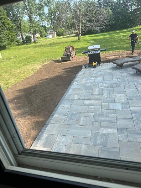 Zales Lawn and Landscaping LLC