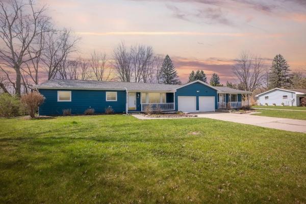 Macintyre & Cowen Re/Max Real Estate Professionals
