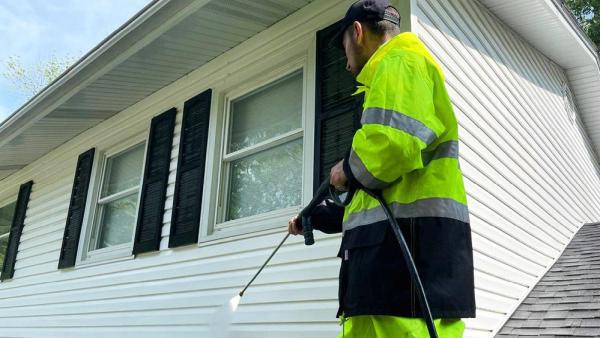 Window Washing Expert
