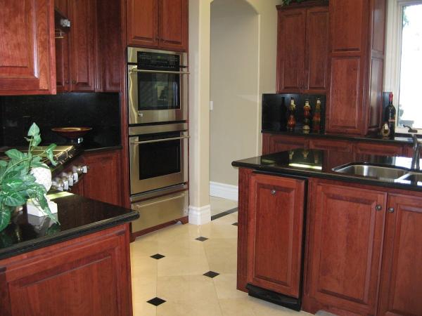 A Luna's Marble and Granite