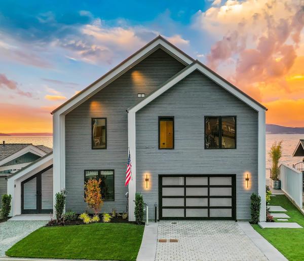 Lochwood-Lozier Custom Homes