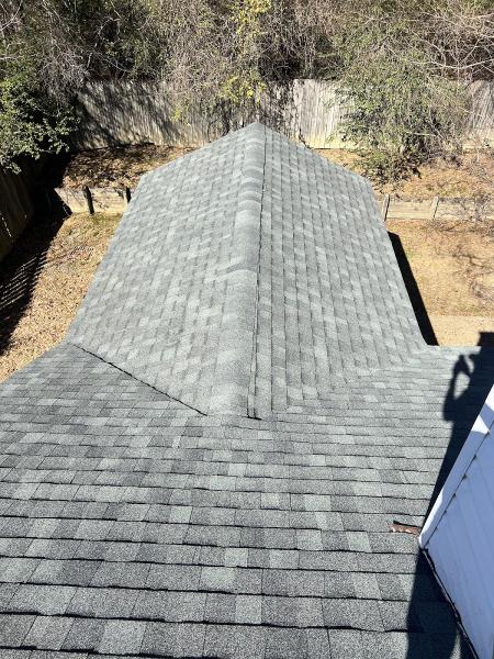 D&E Roofing & Construction LLC