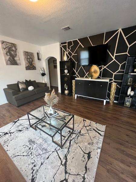 DM Aesthetics Interiors & Decor