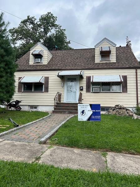 Lightning Construction- Roofing Company