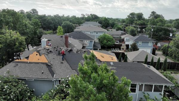 Reveles Roofing