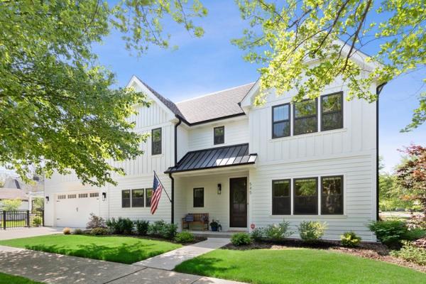 Maureen McNamara Realtor-Coldwell Banker Realty