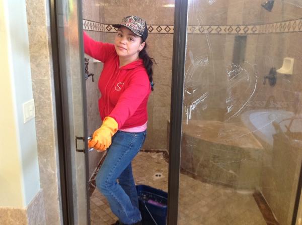 Leticia's First Class Cleaning Inc.