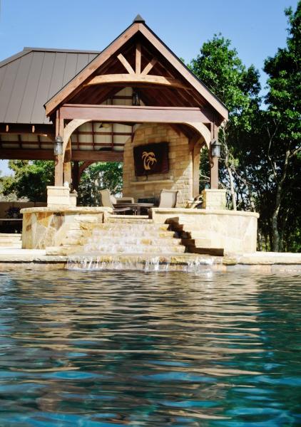 Accent Pools Inc
