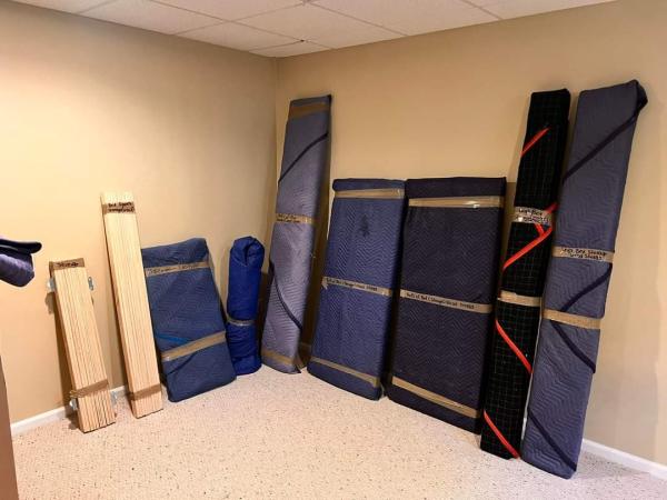 Hollywood Movers