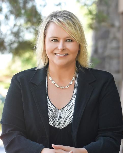 Rebecca Kallhoff Team