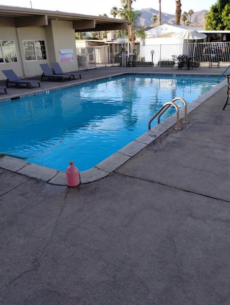 The Pool Whisperer Pool & Spa Co. Commercial and Residential
