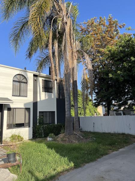 Paradise Gardens Landscaping LLC