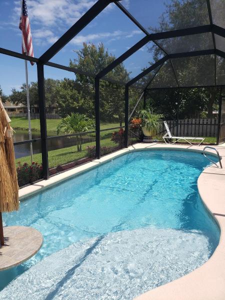 Honest Pool Service LLC