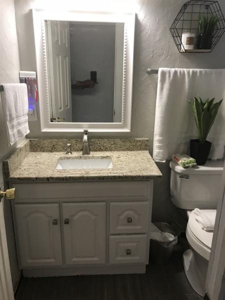 Lorenzo's Contractors Roofing & Home Remodeling